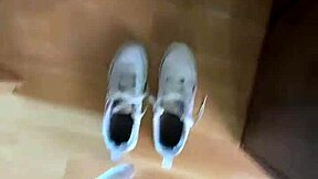 A socks fetish teen wakes early morning to show her feet