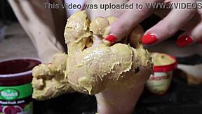 Blonde Bodybuilder Milf Peanut Butter Jelly Foot Fetish Dildo Toes Massage