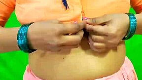 peeking at indian bhabhi changing saree reveals her big pussy lips and monster cock ride