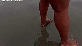 i crave those dirty wet barefoot street soles