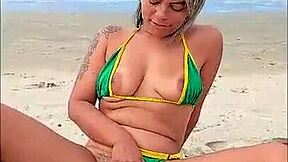 Brunette Housewife Gapes Ass Outdoor! Masturbates Big Booty in Public View