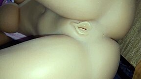 Colombian dude tastes gringo pussy first time in colombia ever.