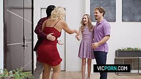 Scarlett Sage And Carlita Ray In Swingers Foursome With Deepthroat Blowjobs