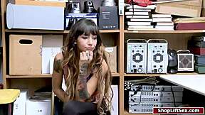 shoplifter rides officer's cock cowgirl to earn her freedom after deepthroat