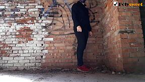 girl pegs boyfriend rough in abandoned house