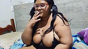 Stepsister rests at party then takes brother's cumshots in mouth