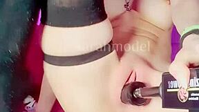 Sarah's Perfect Vagina! Model Plays with Sex Machine Close-Up