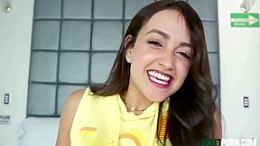 Petite Cameron Bell's Colombian Street Ass Bounces Wild