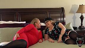 Summer worships massive BBC with sloppy deepthroat and wild rides