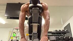 Strong bodybuilder lifts petite ladies for outdoor public sex workouts?