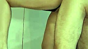 Novinha shivers cold until old stud warms her tight pussy quick