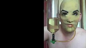 Hey bisexual masked piss lover begs for your swallow please even wankers vote down 😈💦