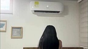 Le Doy Buena Compañía a Hermanastro Cabalgando su Rica Polla!