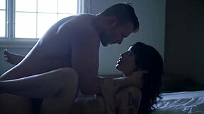 damn that beautiful big assed babe vanessa sky seduces homebuyer codey to fuck her hard