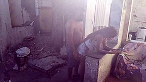 fudendo essa magrinha gostosa no quintal dela me deixando louco de tesao