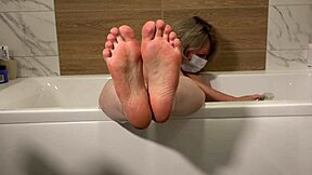 Would You Wash This BBW Milf's Feet In Bath?