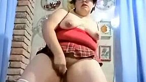 Chubby latina marysubmissive teases her big ass curves in homemade softcore update