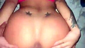 pedi pra ele nao goza dentro mas ele aguentou e gozou na buceta