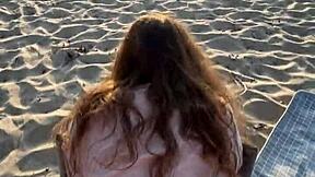 oh yeah, nothing beats sex on the beach with this huge ass wet pussy babe 🍑🏖️💦