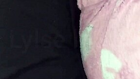 was bored then ended up fucking my hot roommate 😈 creampie in the dorm!