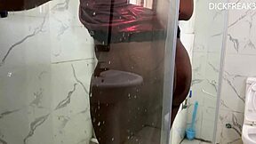 Boss wife's juicy bathtub creampie quickie with me