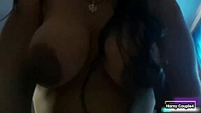 mi amigo me invito a su casa y me coje rico en mi concha mojada??