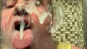 daddy's... protien shake... all over me!