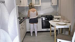 milf begs for rough anal assfucking now!