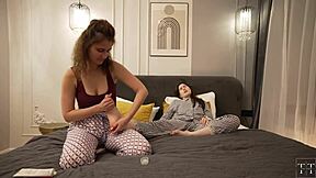 omg my gf needed that massage now she's moaning wet from feet lick to pussy orgasm!!