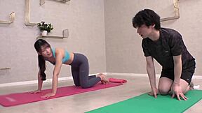 does this yoga slut's ripped spats expose her bare ass begging for your instant hardcore creampie pound?