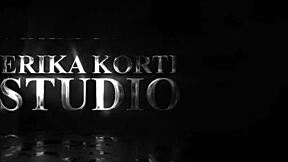 4on1 DP Busty Queen Double Penetrated by Massive Cocks