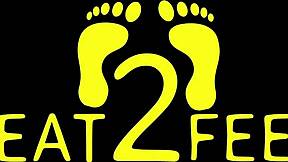 raven rogue sucks aria nicole's bare feet