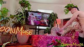 Tattooed babe Nichole Saphir rides monster cock wildly