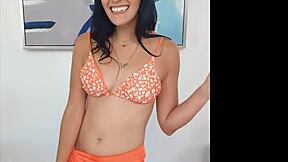 jade greene milf jumps into the cum face challenge game reality show