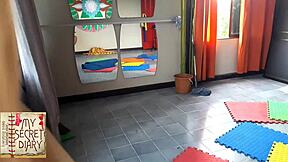 i'm nudist barber makin client strip naked!!