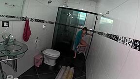 cintia lara teases big ass in bath ready for action