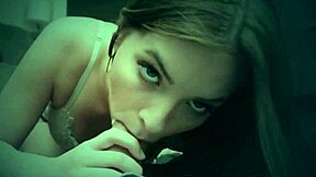 AMATEUR TEEN POV HANDJOB CUMSHOT EXPLOSION!