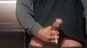 Kitchen Nut Explosion Hits Her Juicy Curves Hard