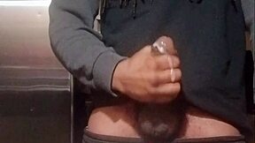Kitchen Nut Explosion Hits Her Juicy Curves Hard