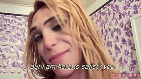 Cock hungry tranny Gisele Araujo swaps sloppy blowjobs with guy