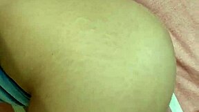 Gorgeous Curvy Big Tits Babe Fingers Swollen Wet Pussy On Cam