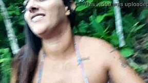 gostosa begs stranger rub sunscreen then takes facial cumshot on beach adao e eva