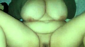 duro sexo con esa milf latina curvy de tetas naturales enormes y gemidos