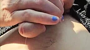 driftwood's monster cock throbs as barefoot kontessa strokes it beachside??