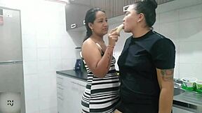 uy, that colombian lesbian ass licking and mutual masturbation with pepino looks so damn tasty!!