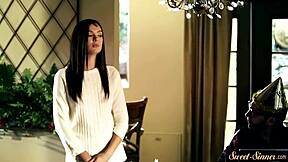 Gorgeous Stepsister Takes Deep Drilling Before Hot Creampie Finish