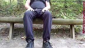 Schuhe Und Nylonfüße Locken Dich Outdoor Im Wald Zu Dirty Voyeur Nylon Toe Action