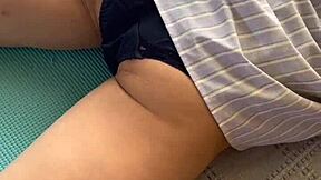 Amateur Japanese Bride Craves Horny Pussy Licking on Wedding Night