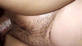 Mexican amateur gets creampie in shaved vagina