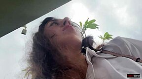 eating cum-covered pizza right in public cafe with face full!!